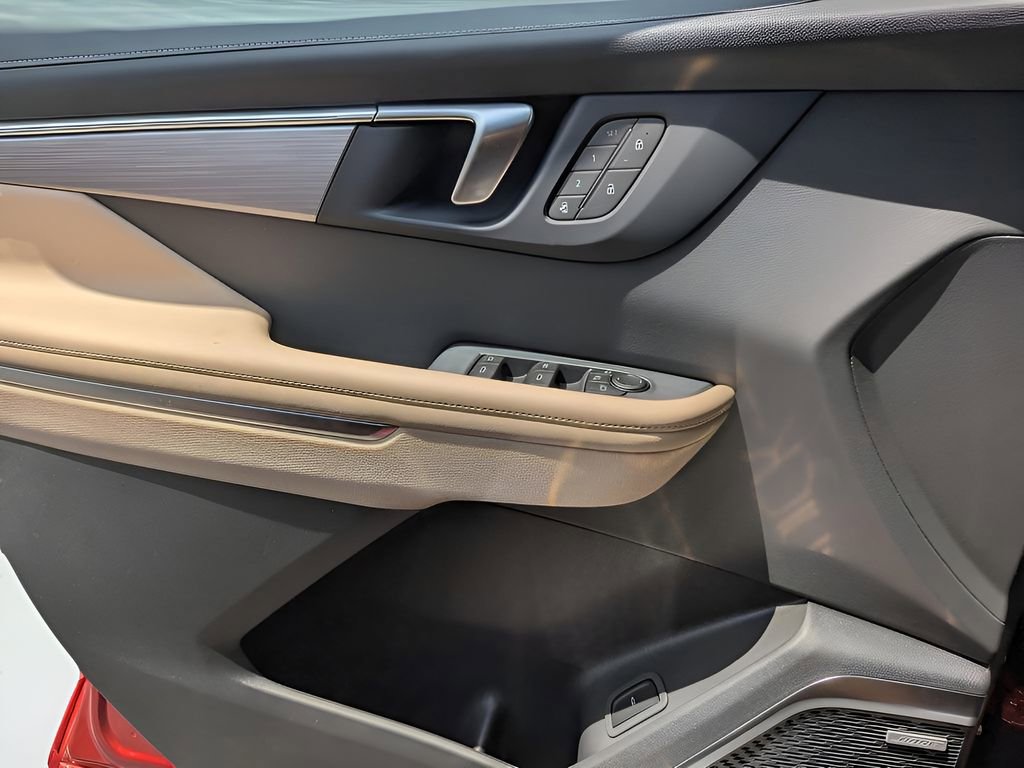 New 2026 Buick Enclave Preferred w/ Power Package image 11