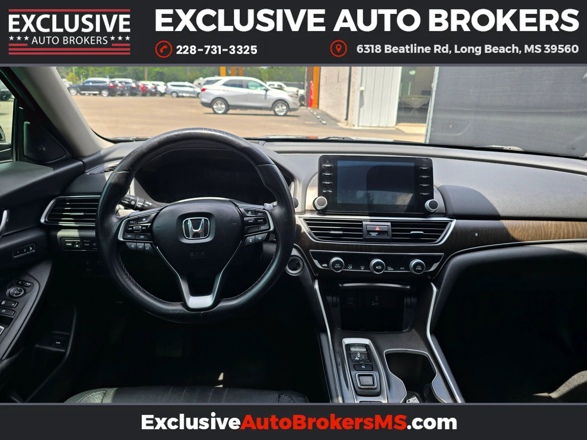 Used 2018 Honda Accord Touring image 11