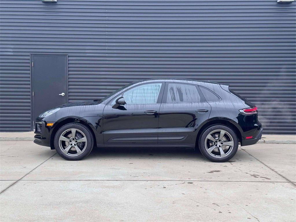 New 2026 Porsche Macan AWD/4WD image 2