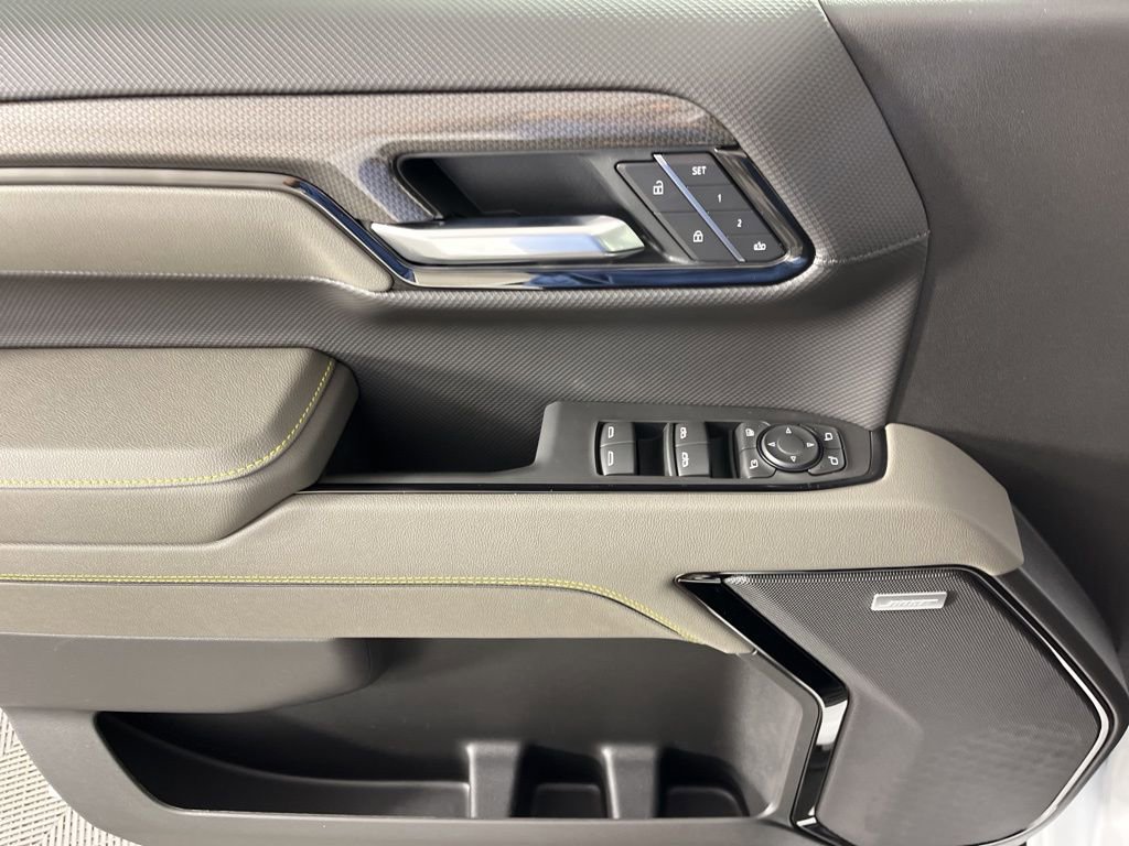 New 2026 Chevrolet Silverado 1500 ZR2 image 29
