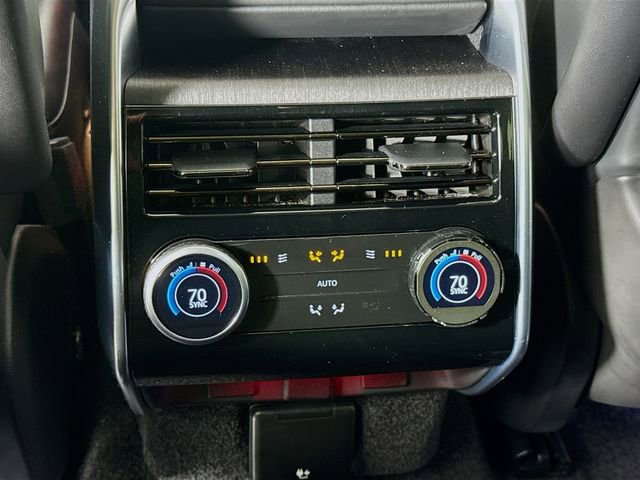 Used 2023 Land Rover Range Rover Autobiography image 27