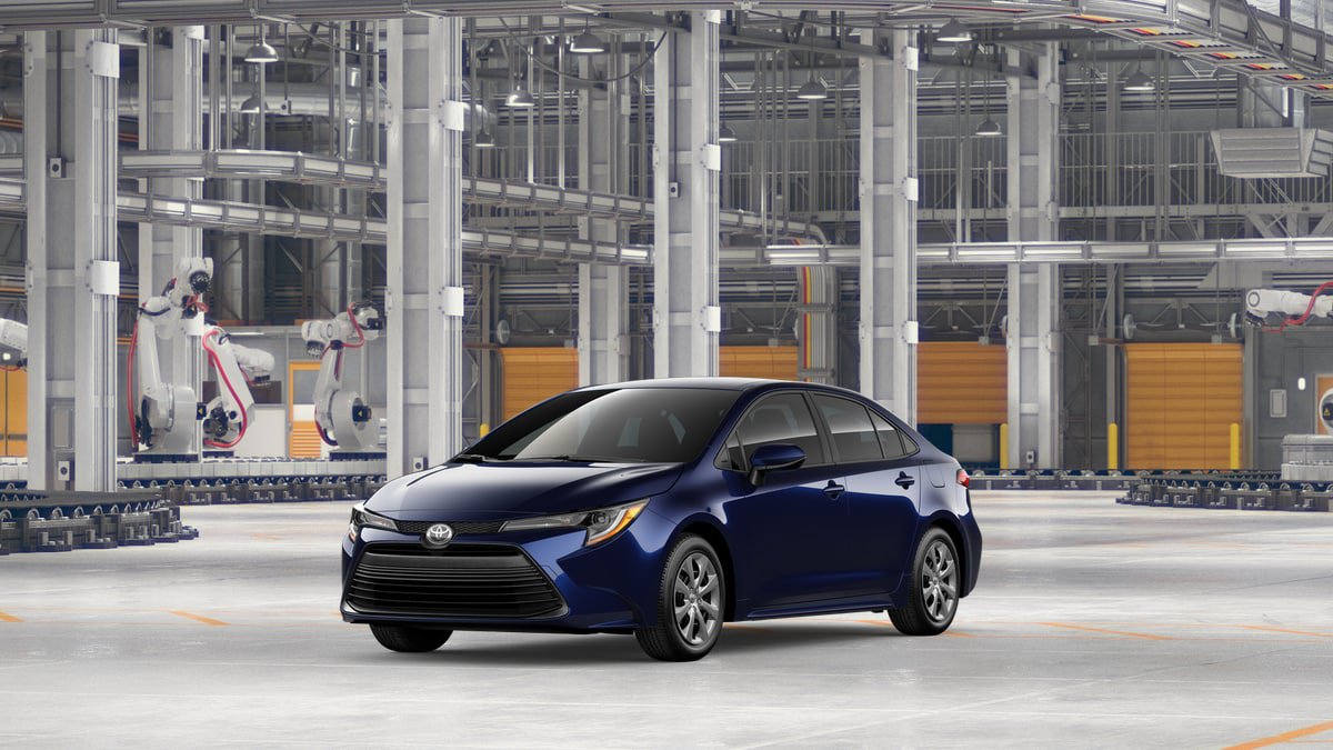 New 2026 Toyota Corolla LE FWD video 1