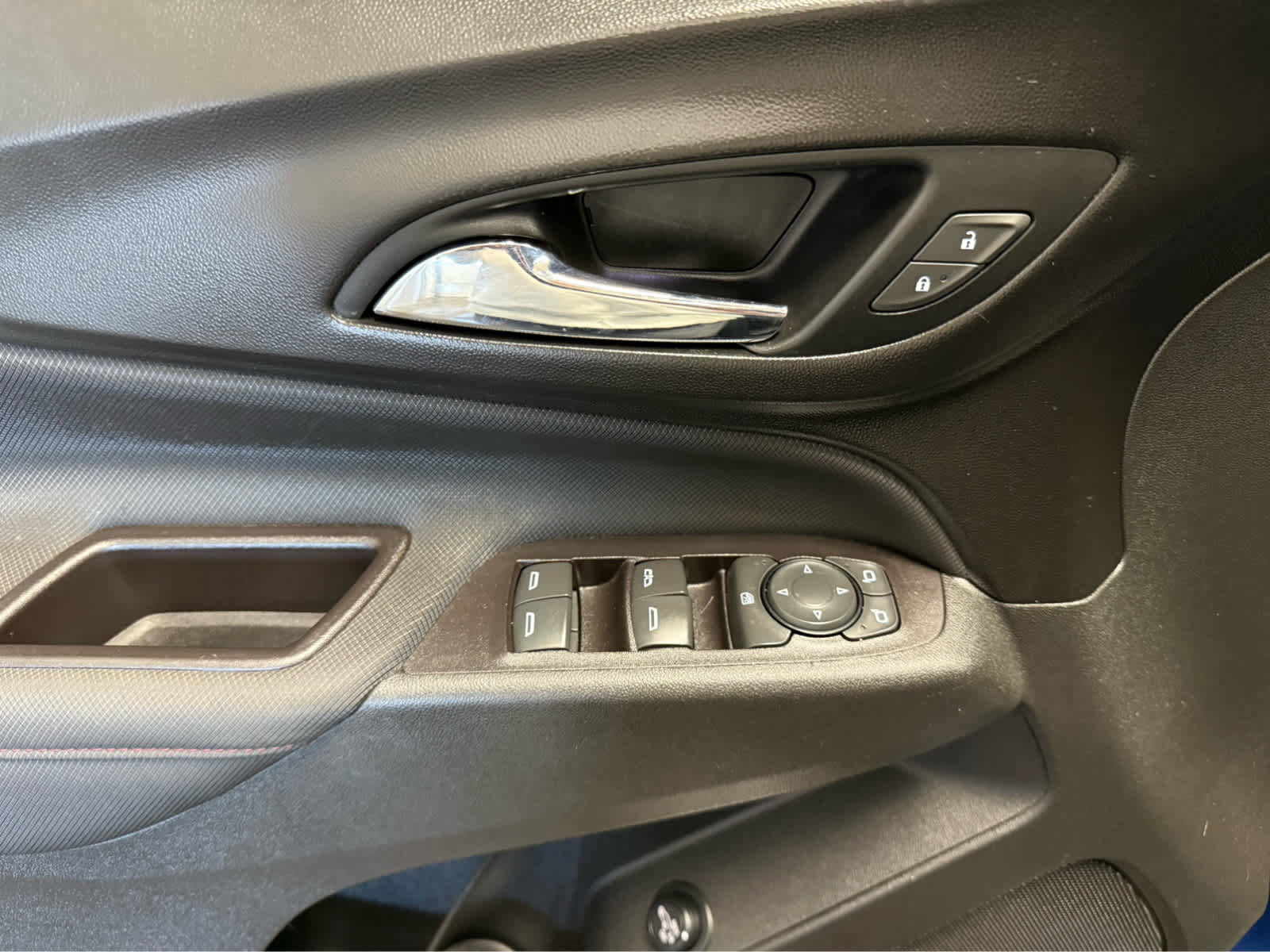 Used 2022 Chevrolet Equinox RS AWD/4WD image 10