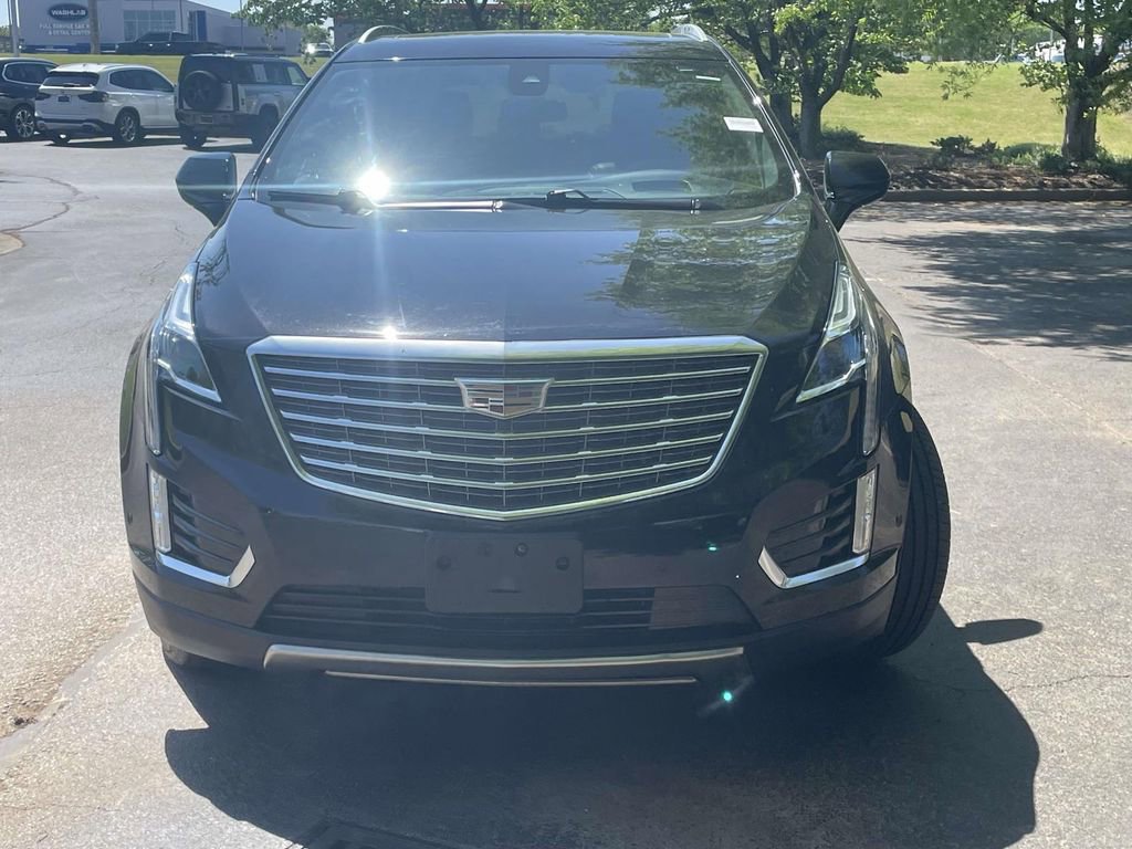 Used 2017 Cadillac XT5 Platinum w/ Driver Assist Package image 6