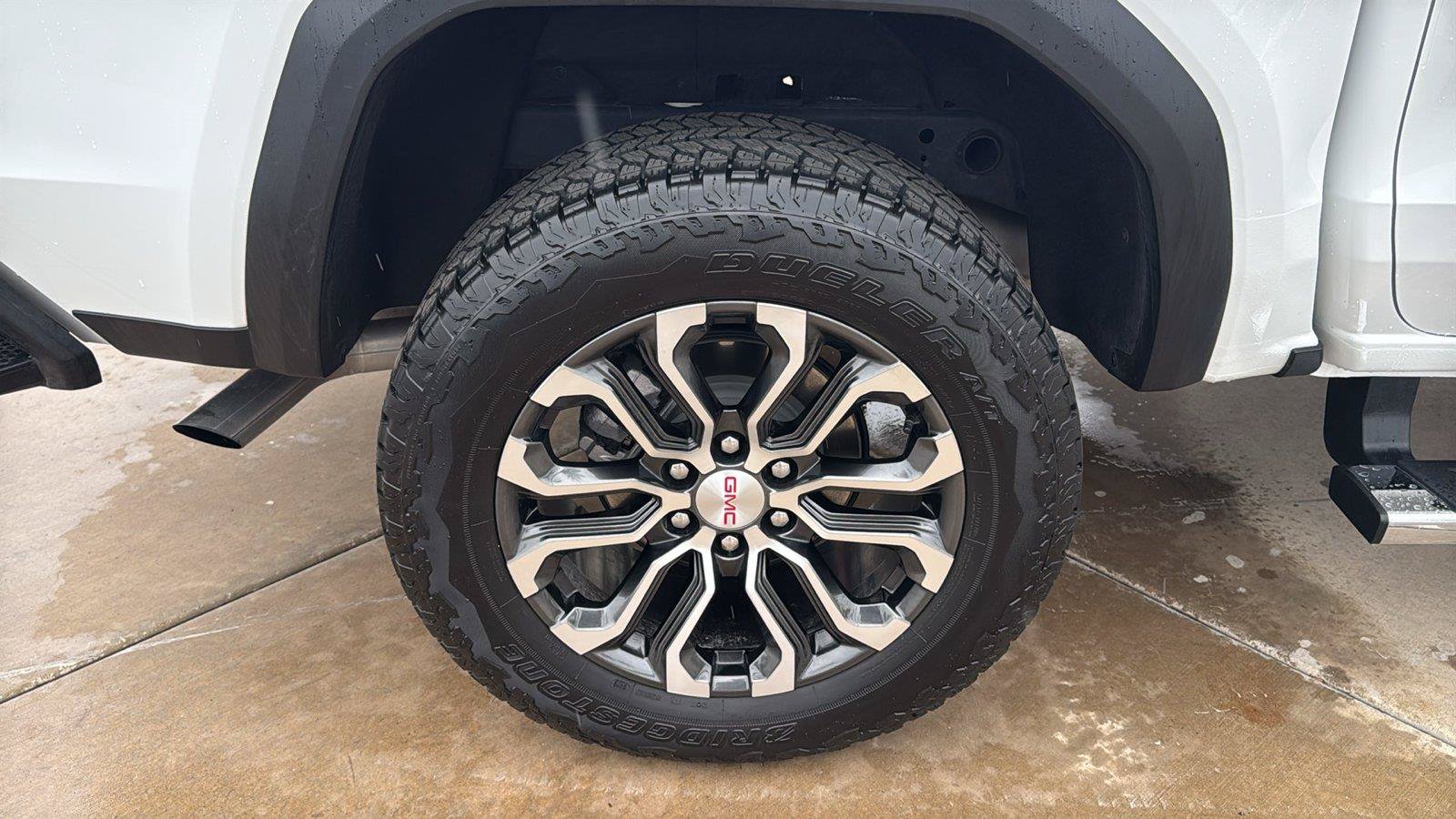 Used 2026 GMC Canyon Denali AWD/4WD image 11