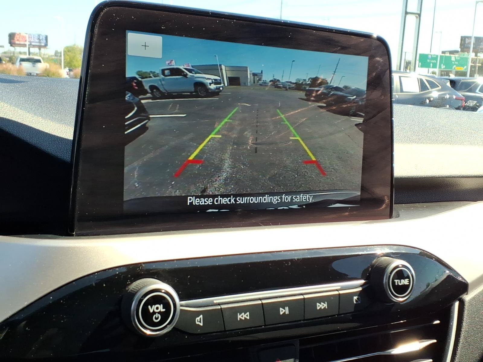 Used 2020 Ford Escape SE FWD image 11