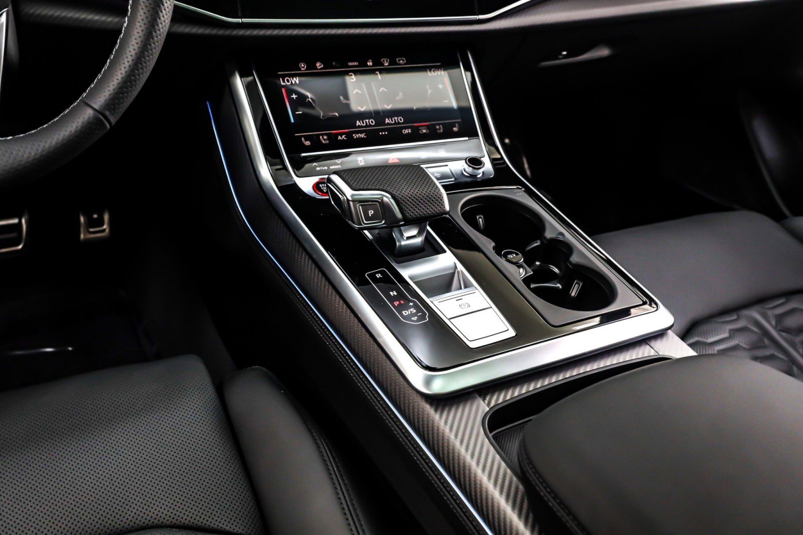 New 2026 Audi RS Q8 performance image 6