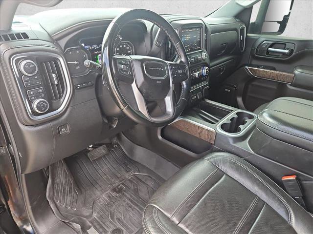 Used 2023 GMC Sierra 3500 Denali w/ Denali Ultimate Package AWD/4WD image 10