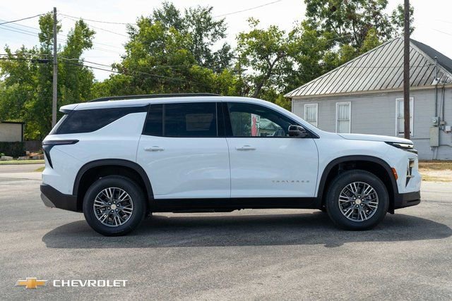 New 2026 Chevrolet Traverse LT w/ Enhanced Driving Package FWD image 3