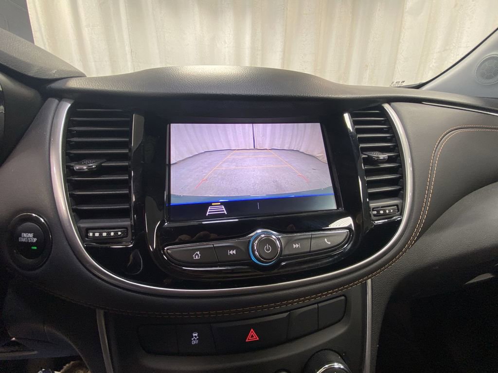 Certified 2022 Chevrolet Trax LT w/ Driver Confidence Package image 20