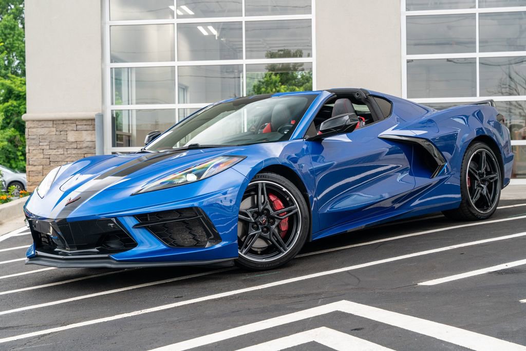 Used 2020 Chevrolet Corvette Stingray Premium Cpe w/ 3LT Preferred Equipment Group RWD image 2