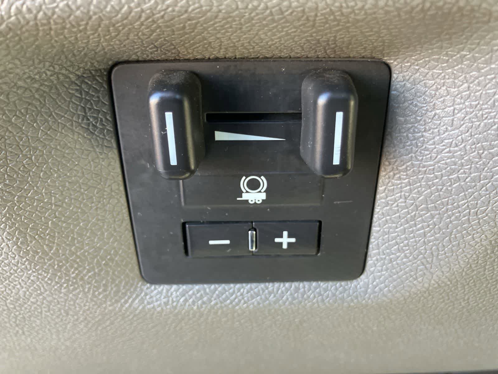 Used 2011 Chevrolet Silverado 3500 W/T RWD image 15