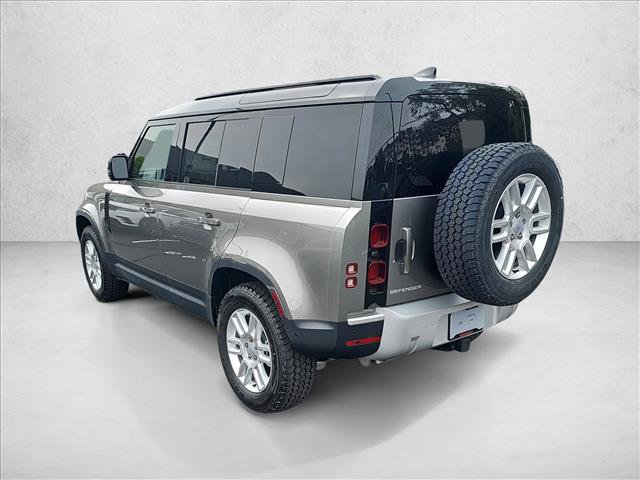 Used 2025 Land Rover Defender 110 S AWD/4WD image 7
