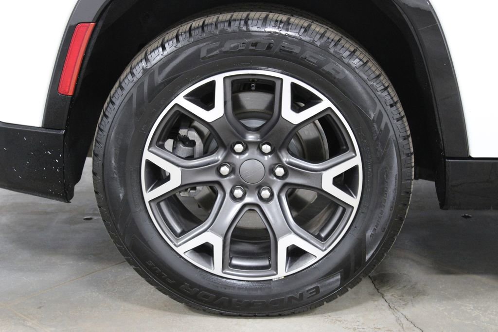 Used 2024 Jeep Wagoneer Series III image 16