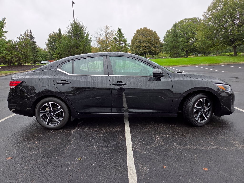 Used 2024 Nissan Sentra SV FWD image 21