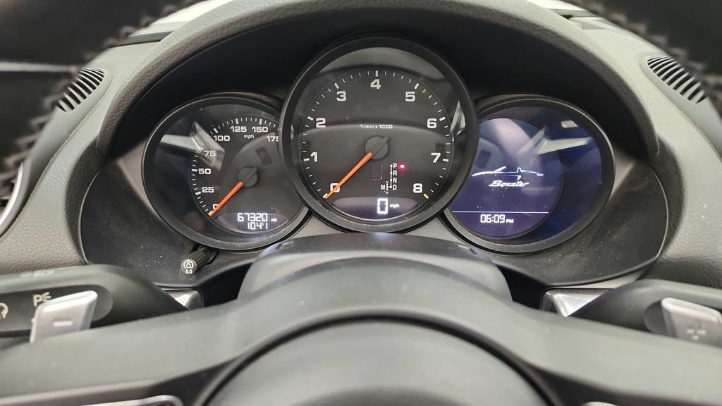 Used 2022 Porsche 718 Boxster RWD image 29