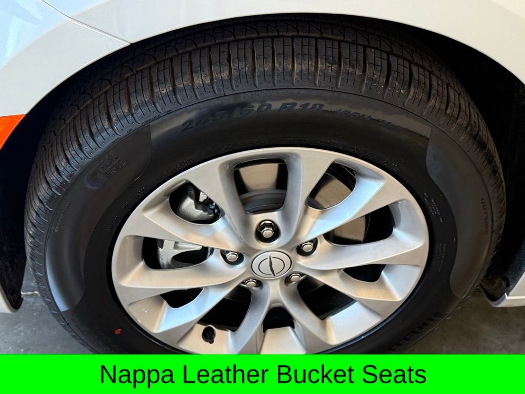 New 2026 Chrysler Pacifica Limited image 11