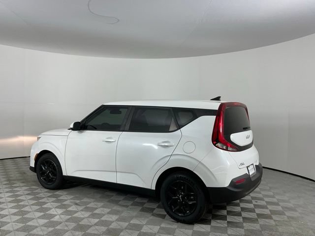 Used 2022 Kia Soul LX w/ Technology Package FWD image 7