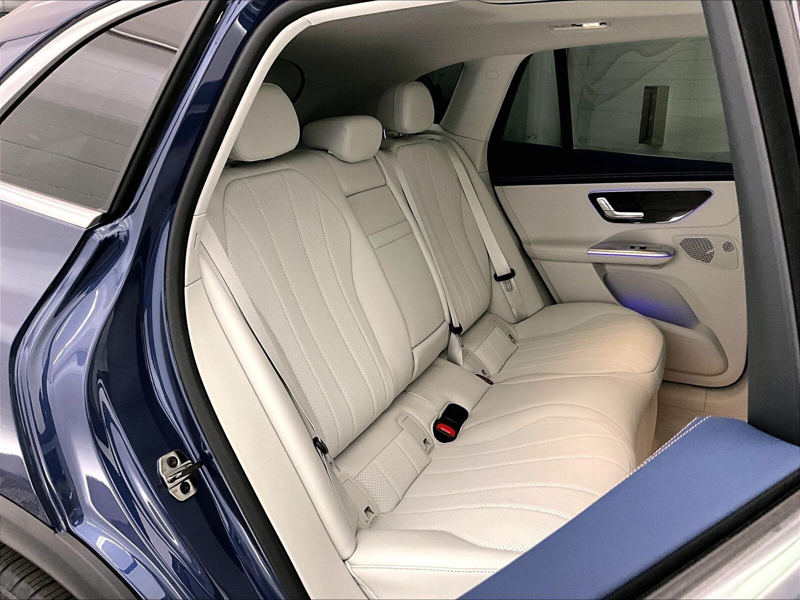 New 2027 Mercedes-Benz EQE 320+ SUV image 13