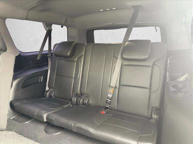 Used 2019 Chevrolet Suburban LT image 18