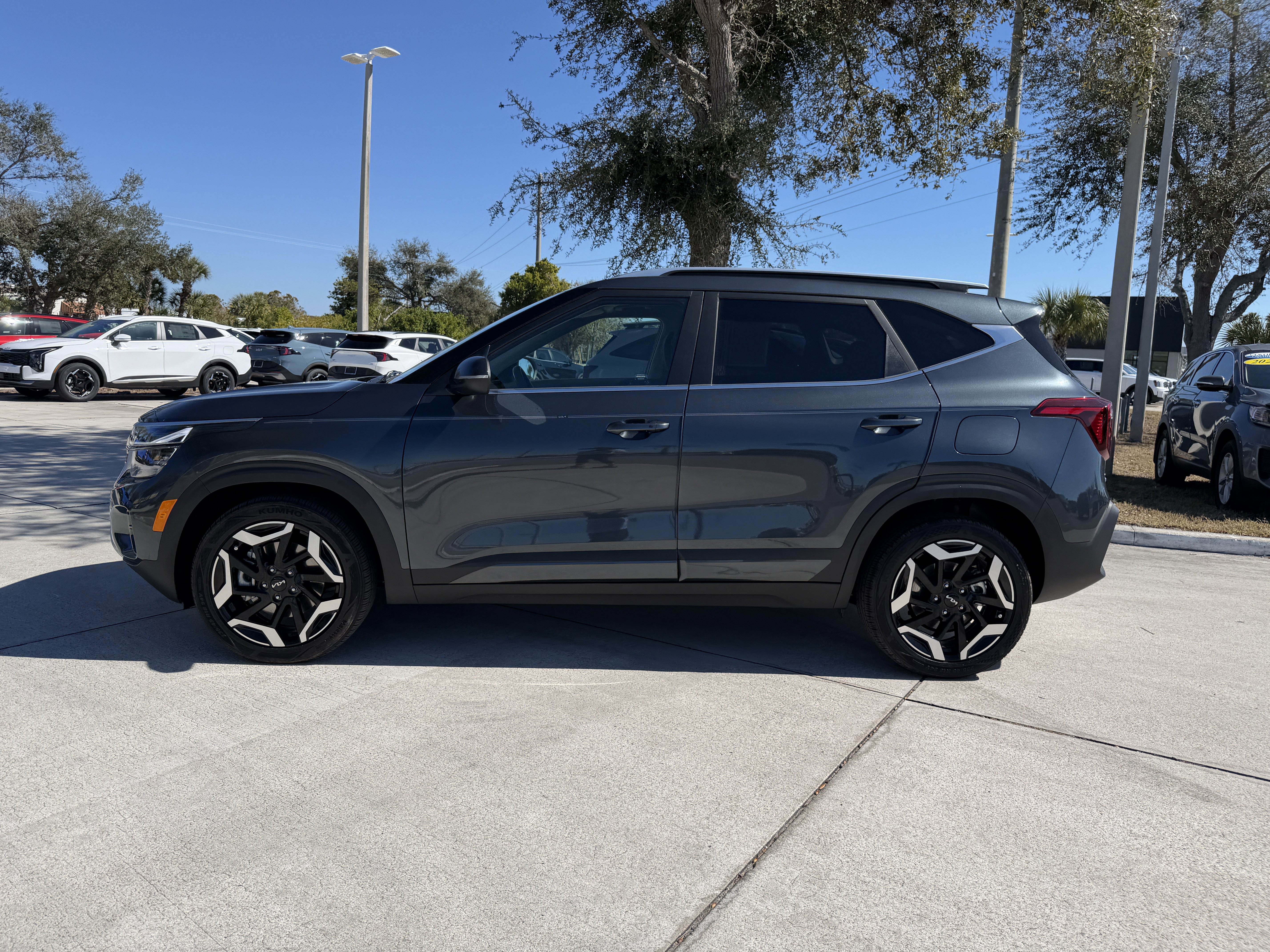 Certified 2024 Kia Seltos SX image 7