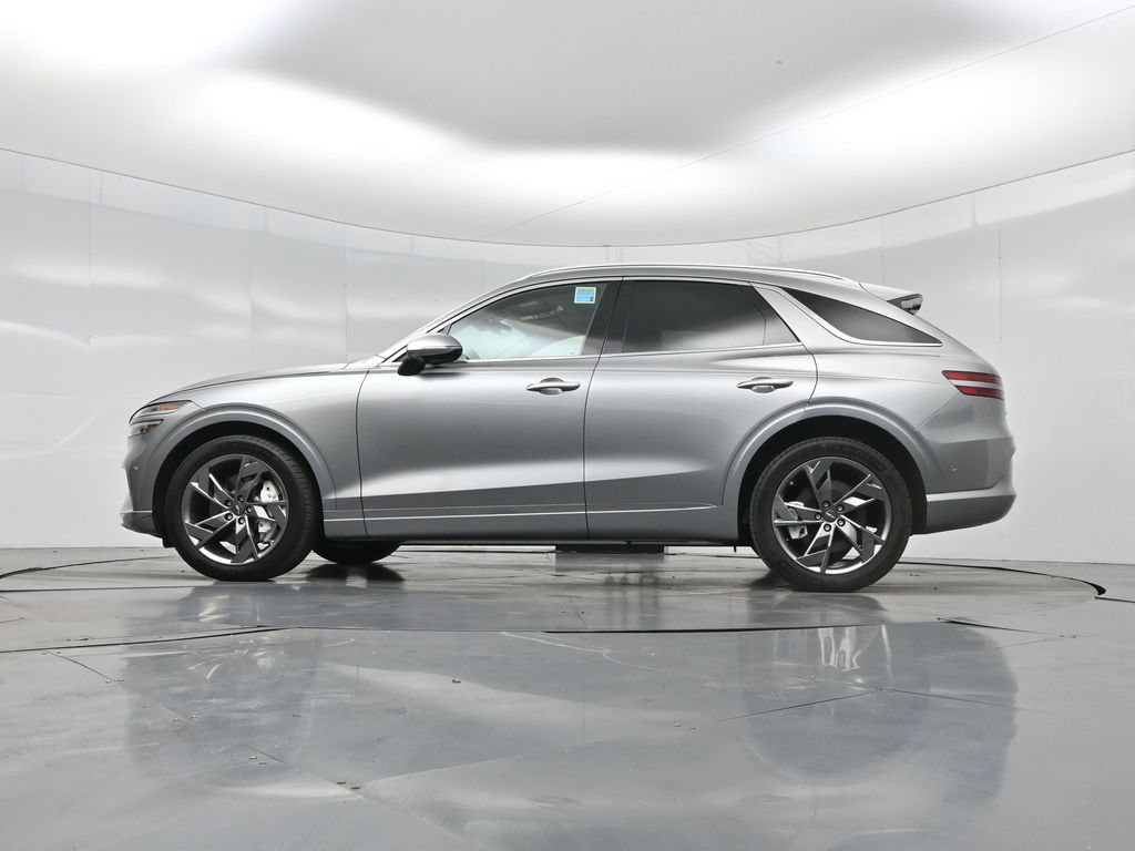 Used 2025 Genesis Electrified GV70 w/ Prestige Package AWD/4WD image 7