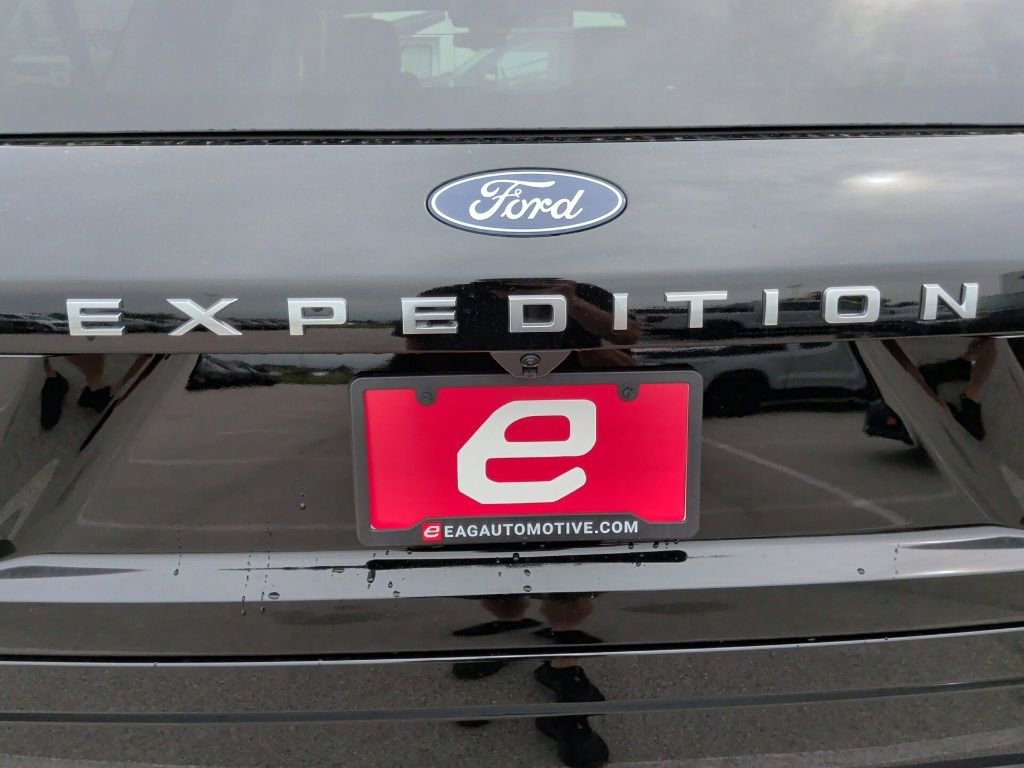 New 2026 Ford Expedition Max Active RWD image 46