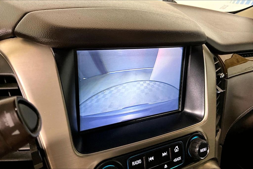 Used 2017 GMC Yukon Denali w/ Open Road Package AWD/4WD image 17