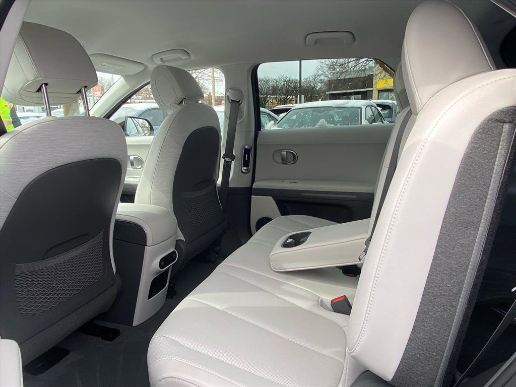 Used 2022 Hyundai Ioniq 5 SEL w/ Cargo Package image 23