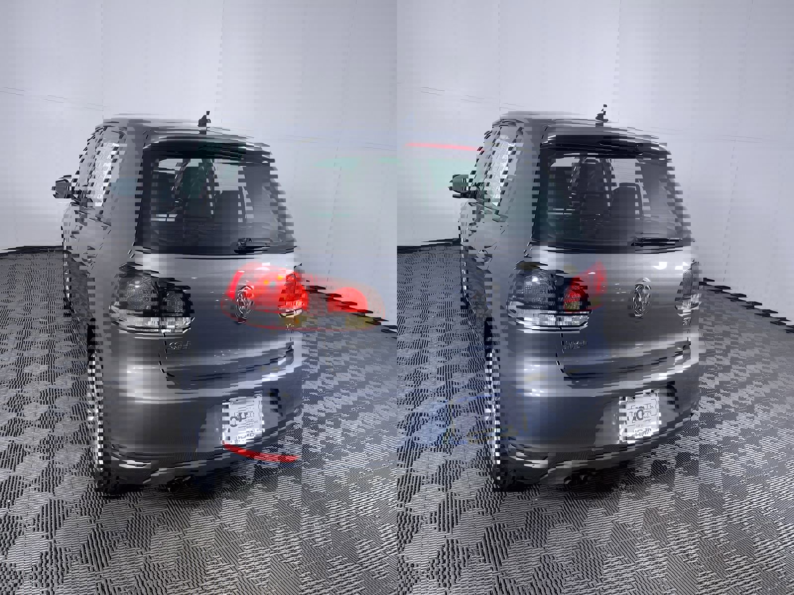 Used 2012 Volkswagen Golf TDI image 21