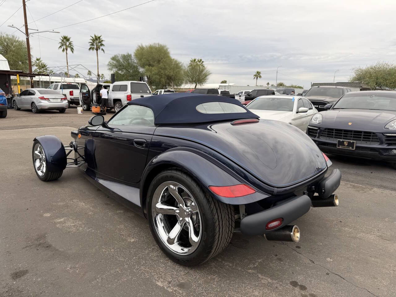 Used 2001 Chrysler Prowler image 6