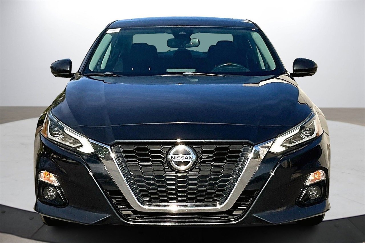 Used 2019 Nissan Altima 2.5 Platinum image 3