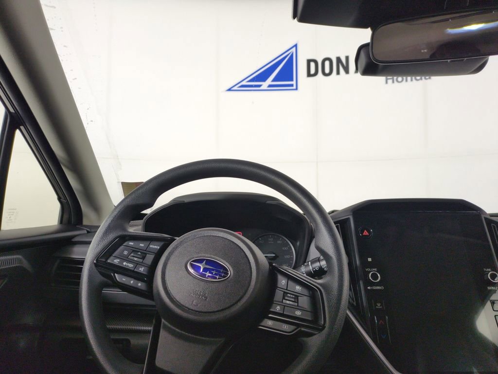 Used 2024 Subaru Crosstrek 2.0i Premium image 16