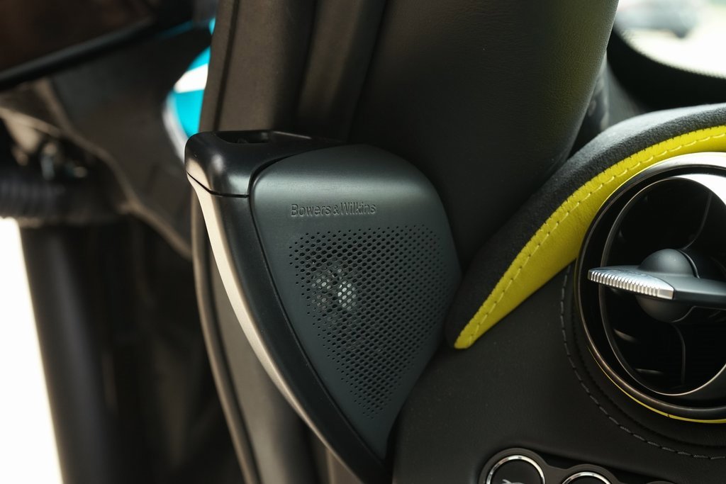 Used 2022 McLaren 720S Spider image 28