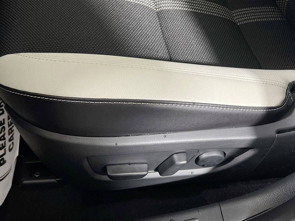 New 2026 MAZDA CX-50 AWD 2.5 S w/ Accent Package image 15