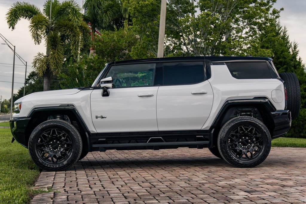 Used 2025 GMC Hummer EV 2X AWD/4WD image 2
