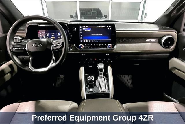 Used 2024 Chevrolet Colorado ZR2 w/ ZR2 Convenience Package III AWD/4WD image 11
