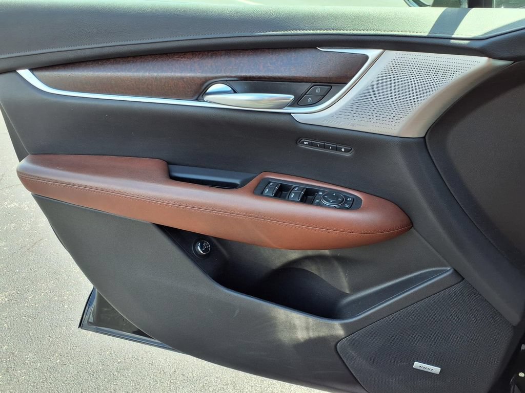 Used 2020 Cadillac XT5 Premium Luxury FWD image 25