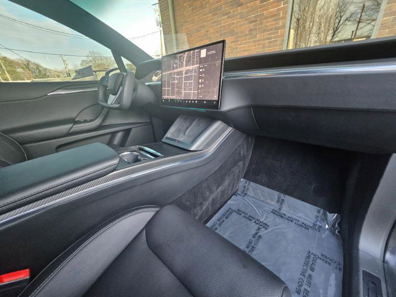 Used 2024 Tesla Model X Plaid image 59