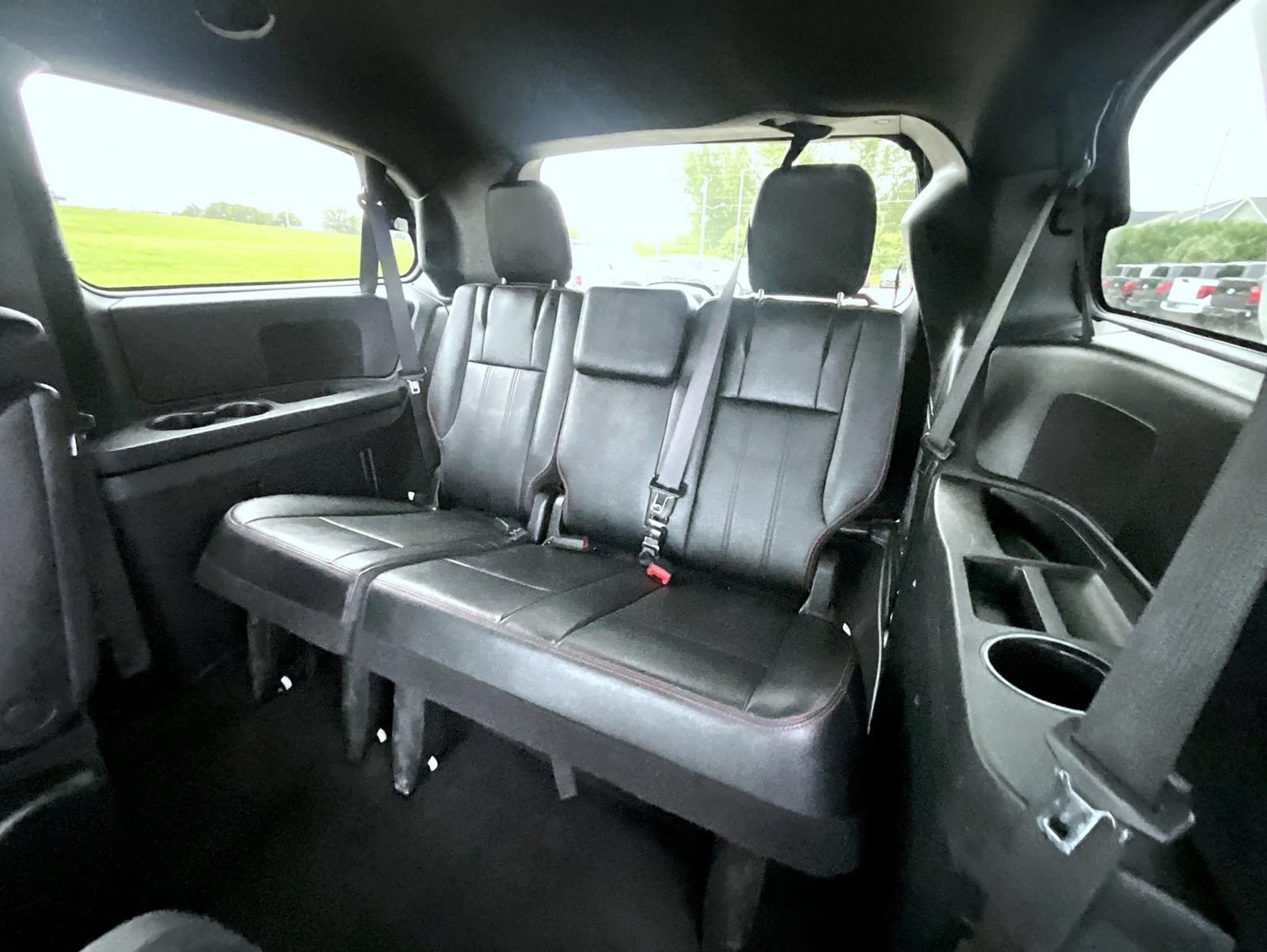 Used 2018 Dodge Grand Caravan GT FWD image 19