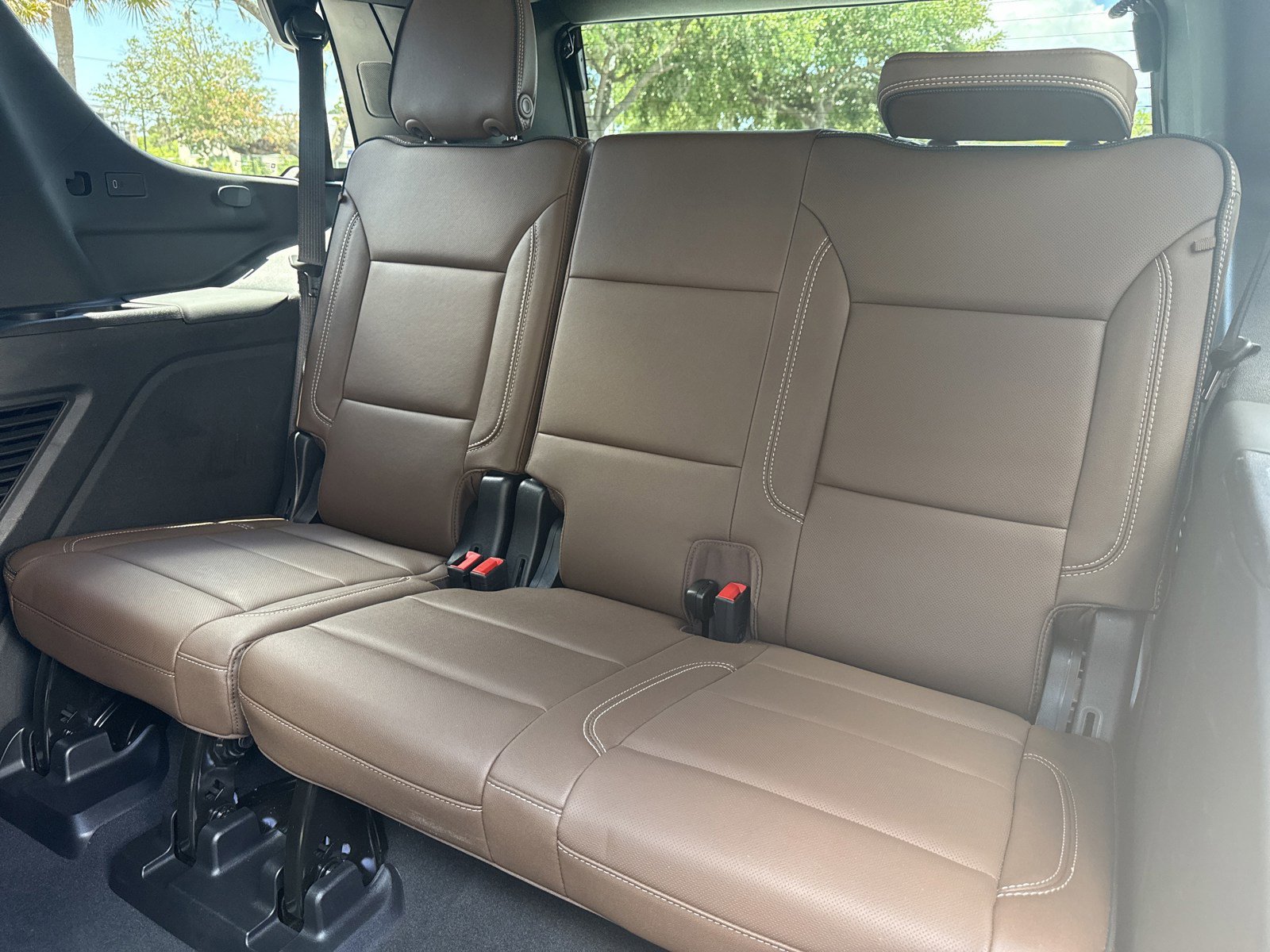 Used 2025 Chevrolet Tahoe High Country w/ Sun And Tow Package AWD/4WD image 31