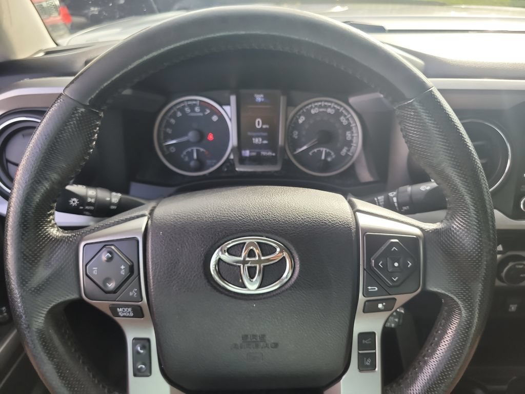 Used 2021 Toyota Tacoma SR5 RWD image 28