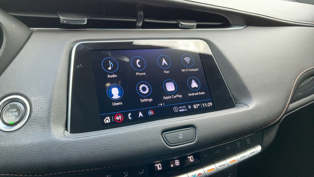 Used 2023 Cadillac XT4 Sport FWD image 11