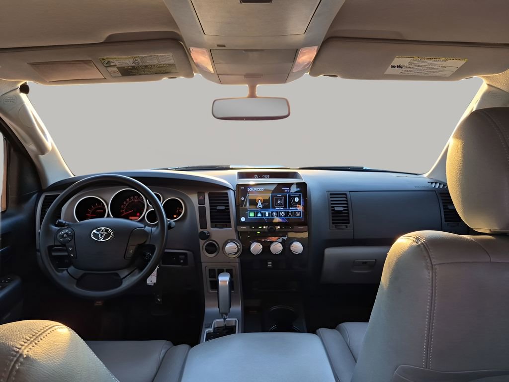 Used 2013 Toyota Tundra 4x4 CrewMax w/ Tow Pkg image 23