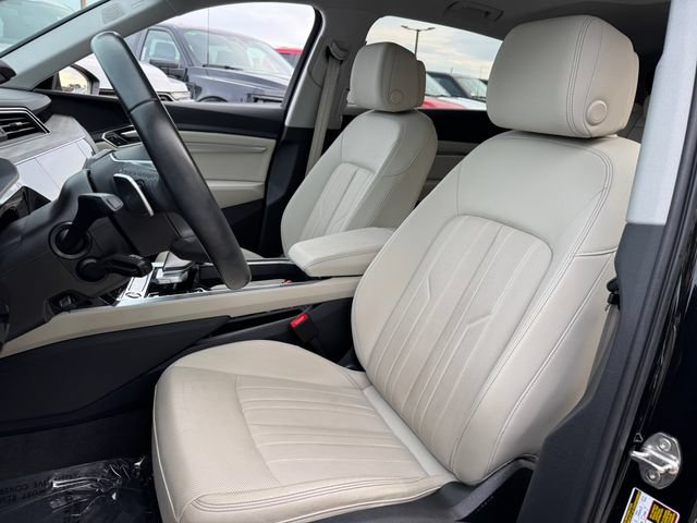 Used 2024 Audi Q8 e-tron Premium Plus w/ Premium Plus Package AWD/4WD image 15