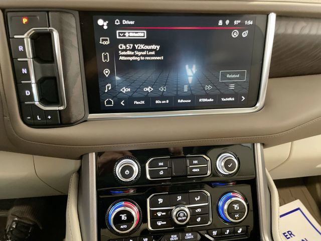 Used 2024 GMC Yukon XL Denali w/ Advanced Technology Package image 24