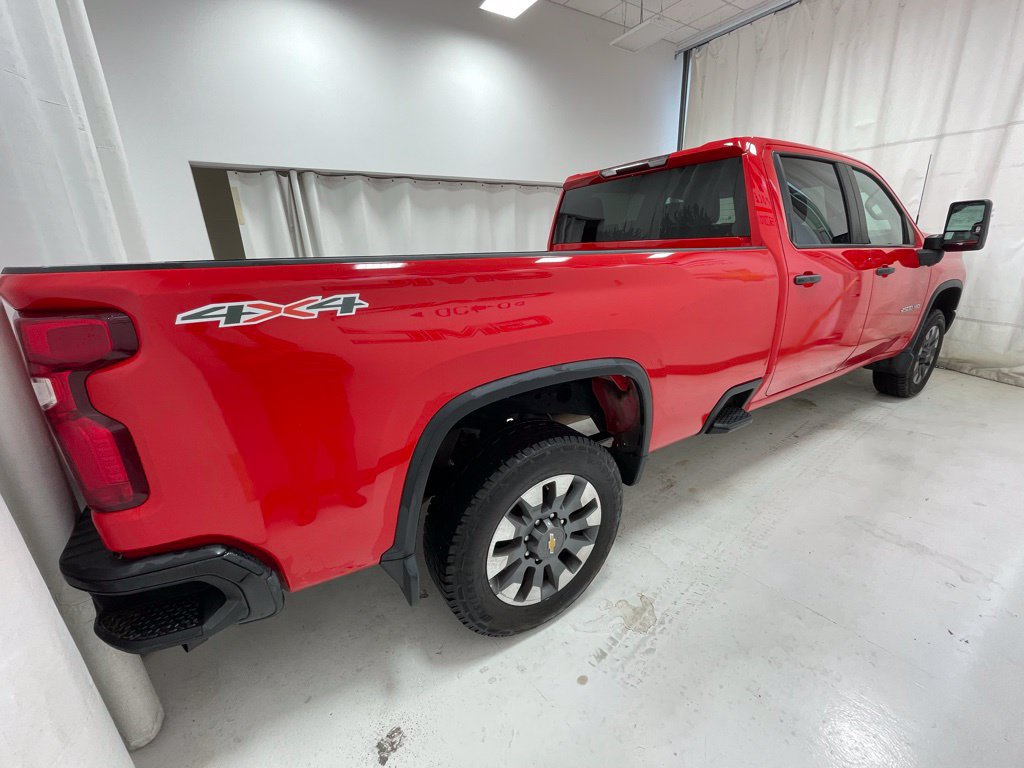 Used 2023 Chevrolet Silverado 2500 Custom w/ Custom Value Package AWD/4WD image 4