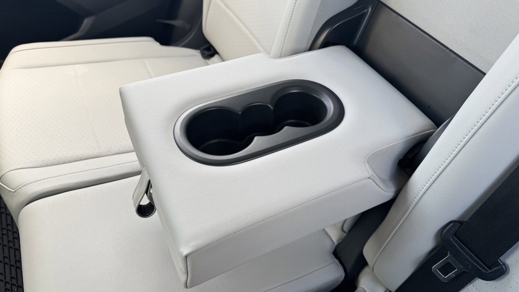 Used 2018 Volkswagen Tiguan SE image 15