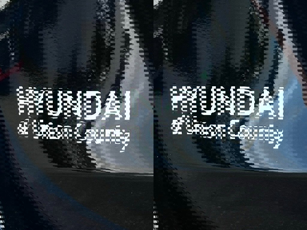 Used 2024 Mercedes-Benz GLC 300 4MATIC image 26