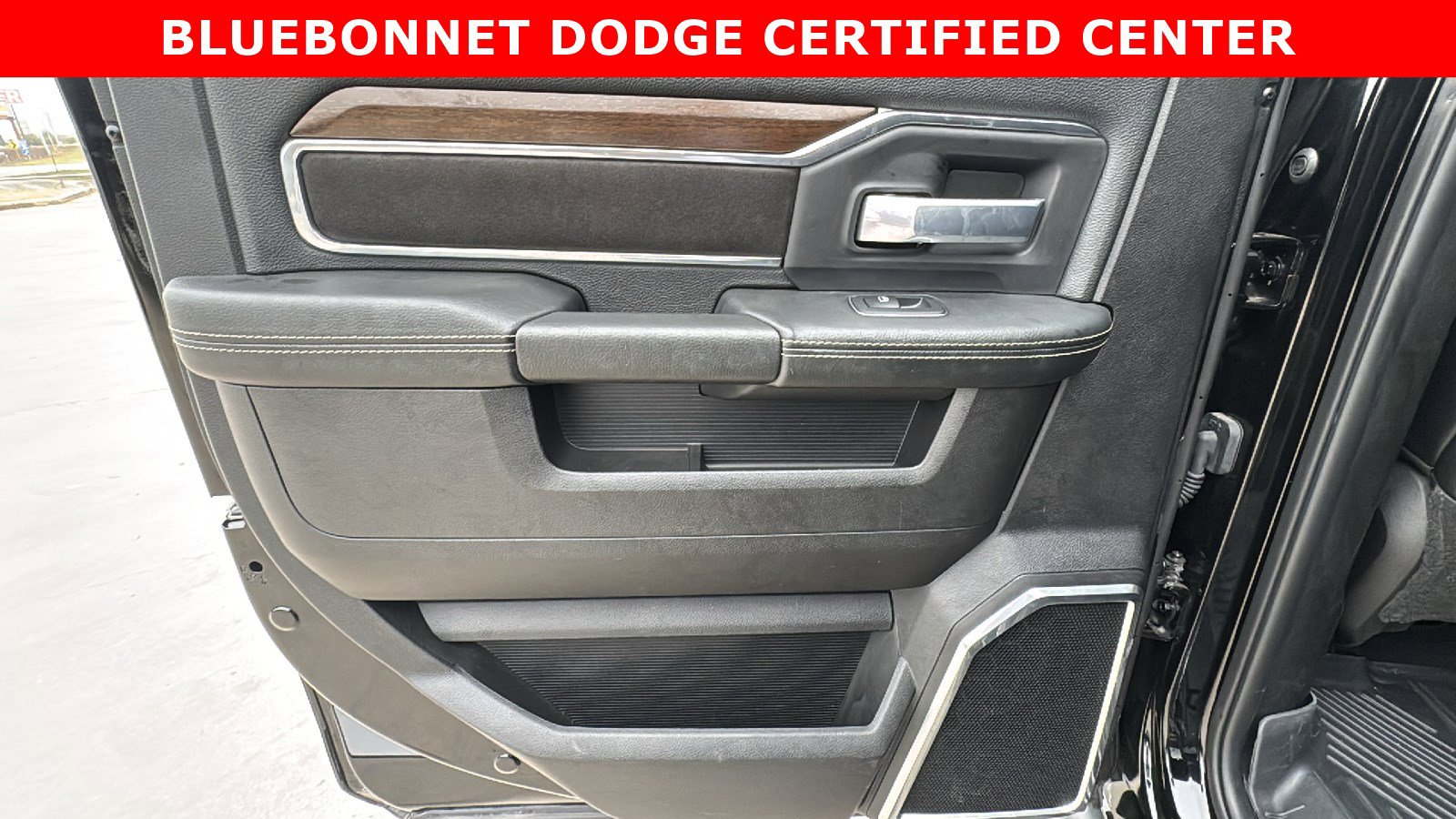 Used 2024 RAM 3500 Laramie w/ Bed Utility Group image 15